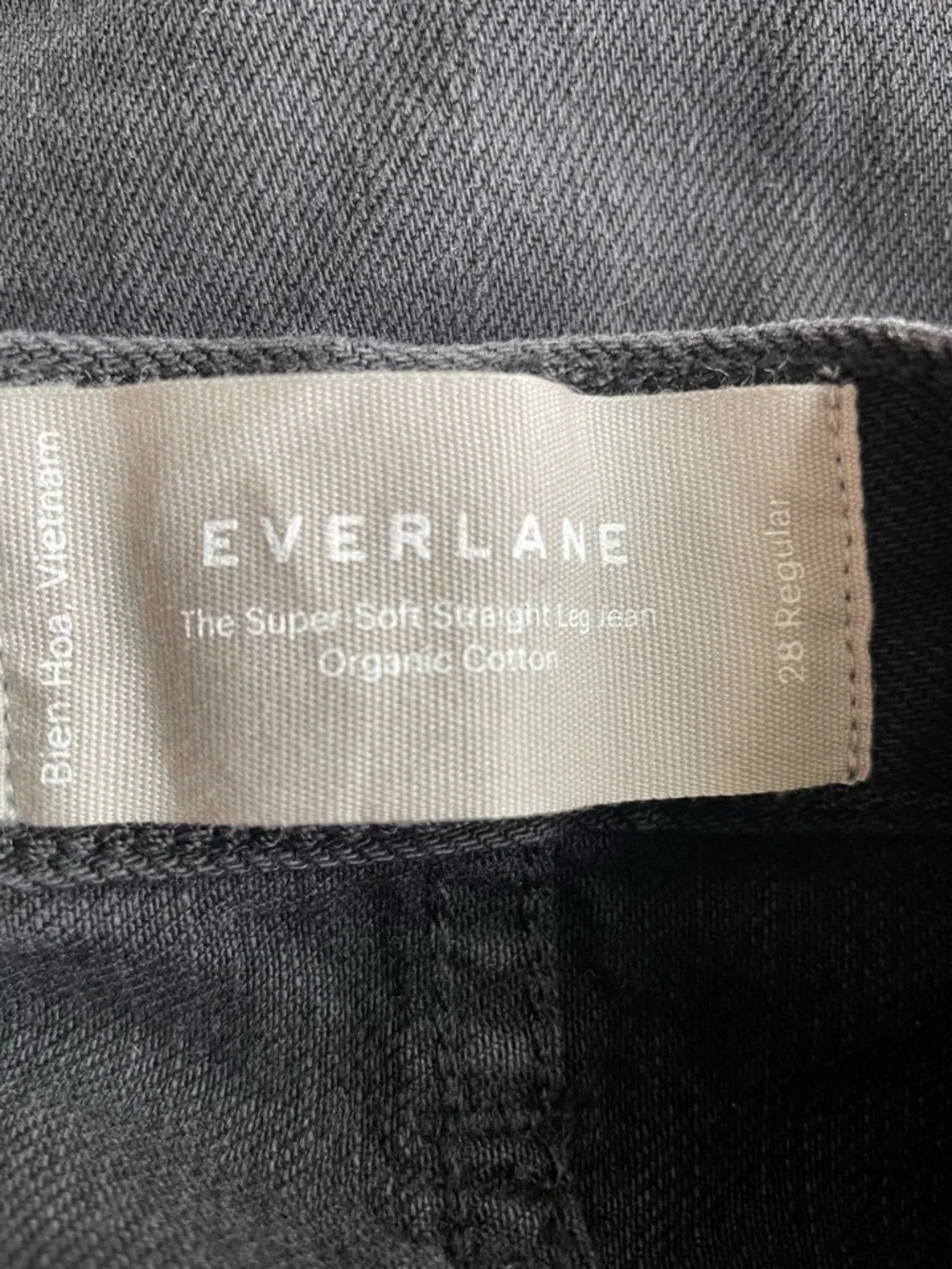 New Everlane Women Super Soft Straight Leg Jeans Black Size 28 - Picture 7 of 9